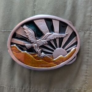 Eagle w/ Sunrise & Mountain Scene Belt Buckle –Western / Wildlife
